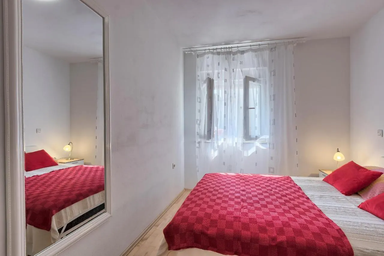 Alen Apartment Pula