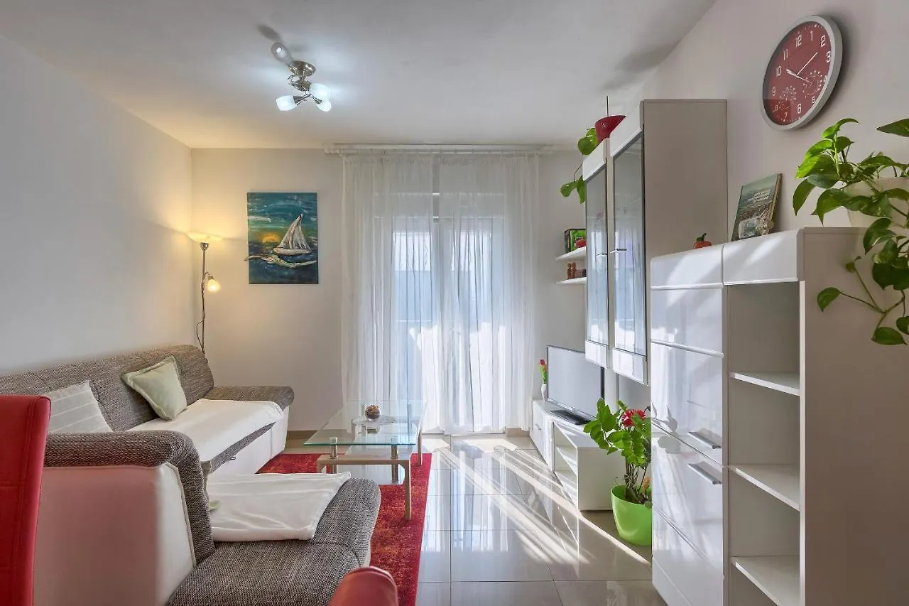 Alen Apartment Pula Croatia