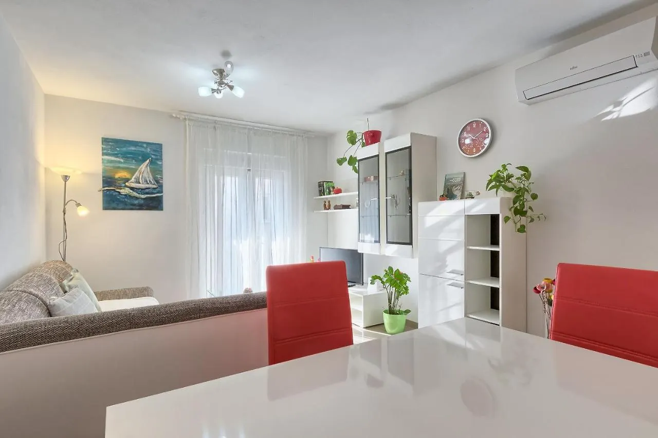 Alen Apartment Pula