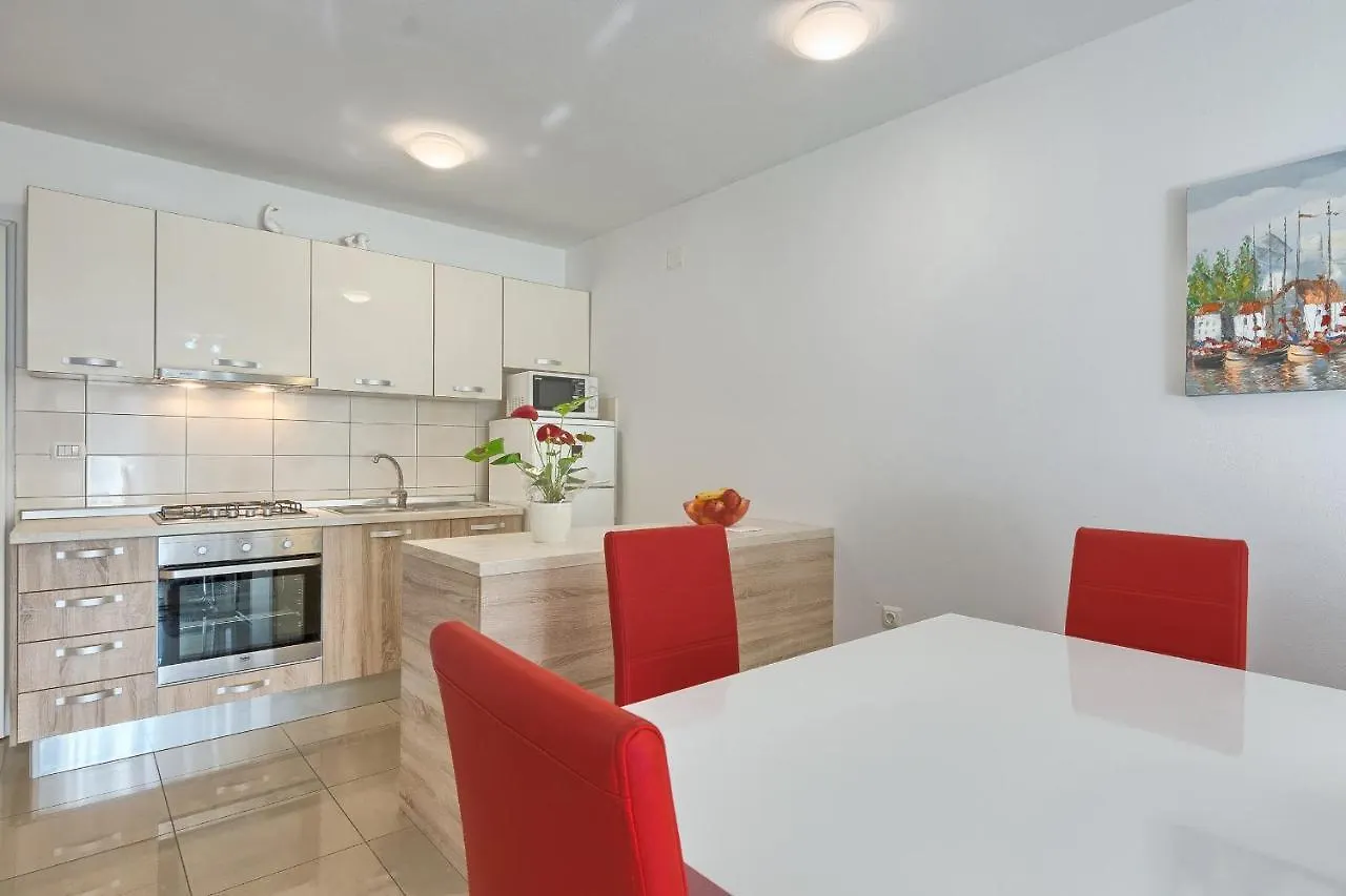 Alen Apartment Pula